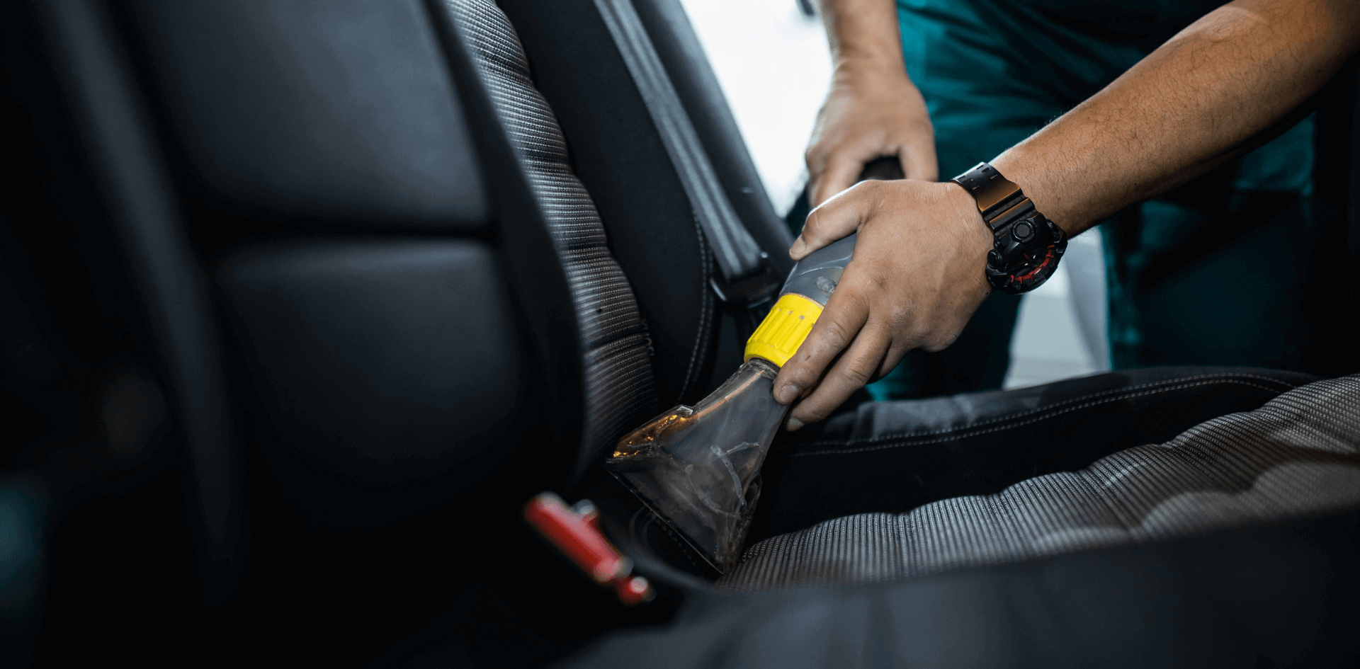 How to Eliminate Smoke Smells from Your Car for Good