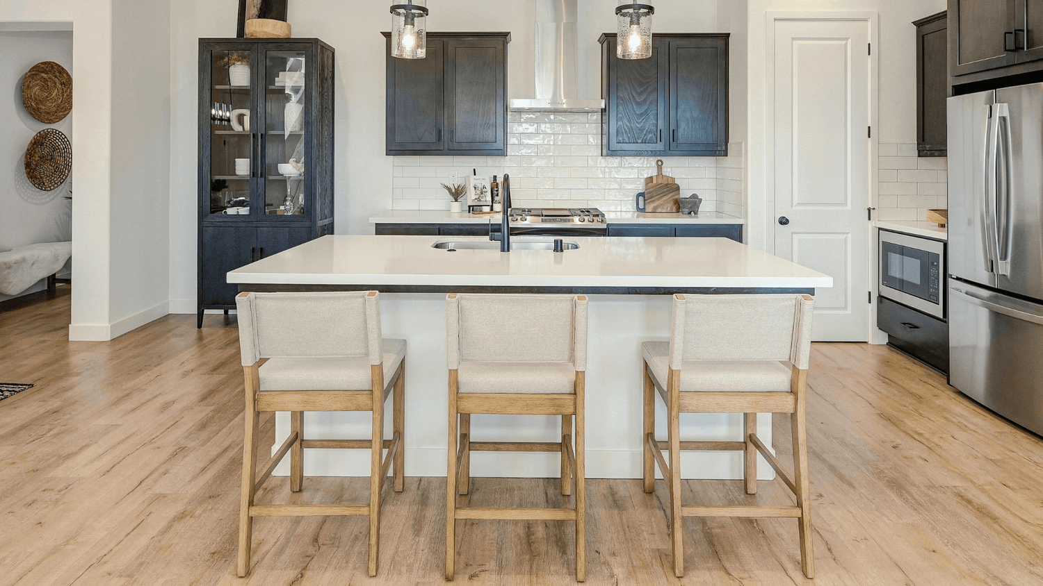 Your New Favorite Kitchen Surface Cleaners (And Why They Work)