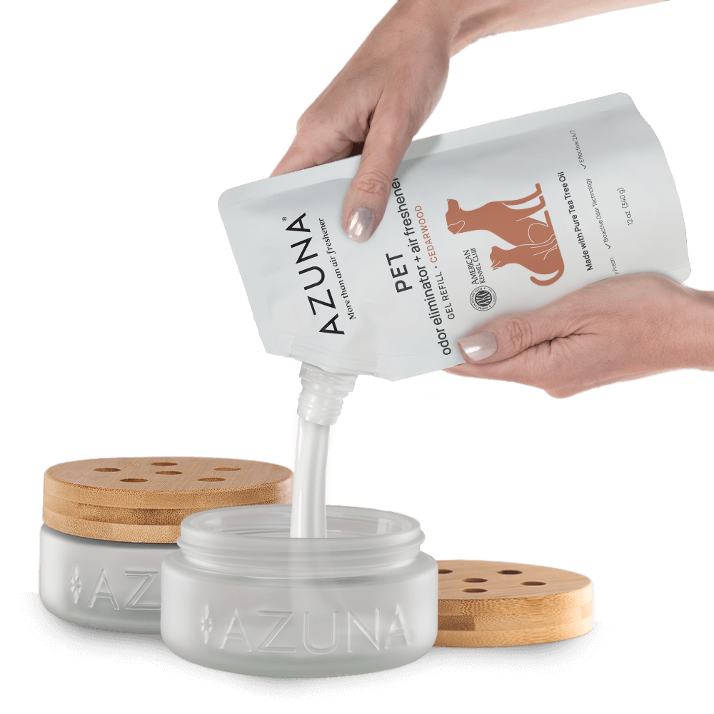 Azuna Luxe Glass jar with gel being poured in - the passive 60 to 90 day mechanism